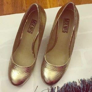 Cute gold heels